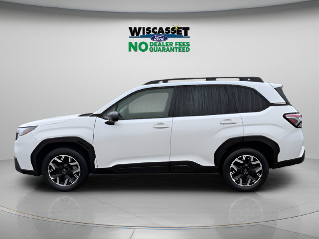 Used 2025 Subaru Forester Premium AWD/4WD image 2