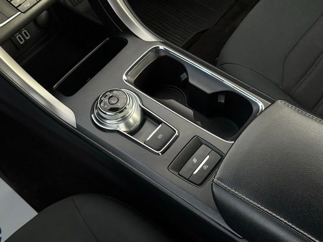 Certified 2020 Ford Fusion SE image 40