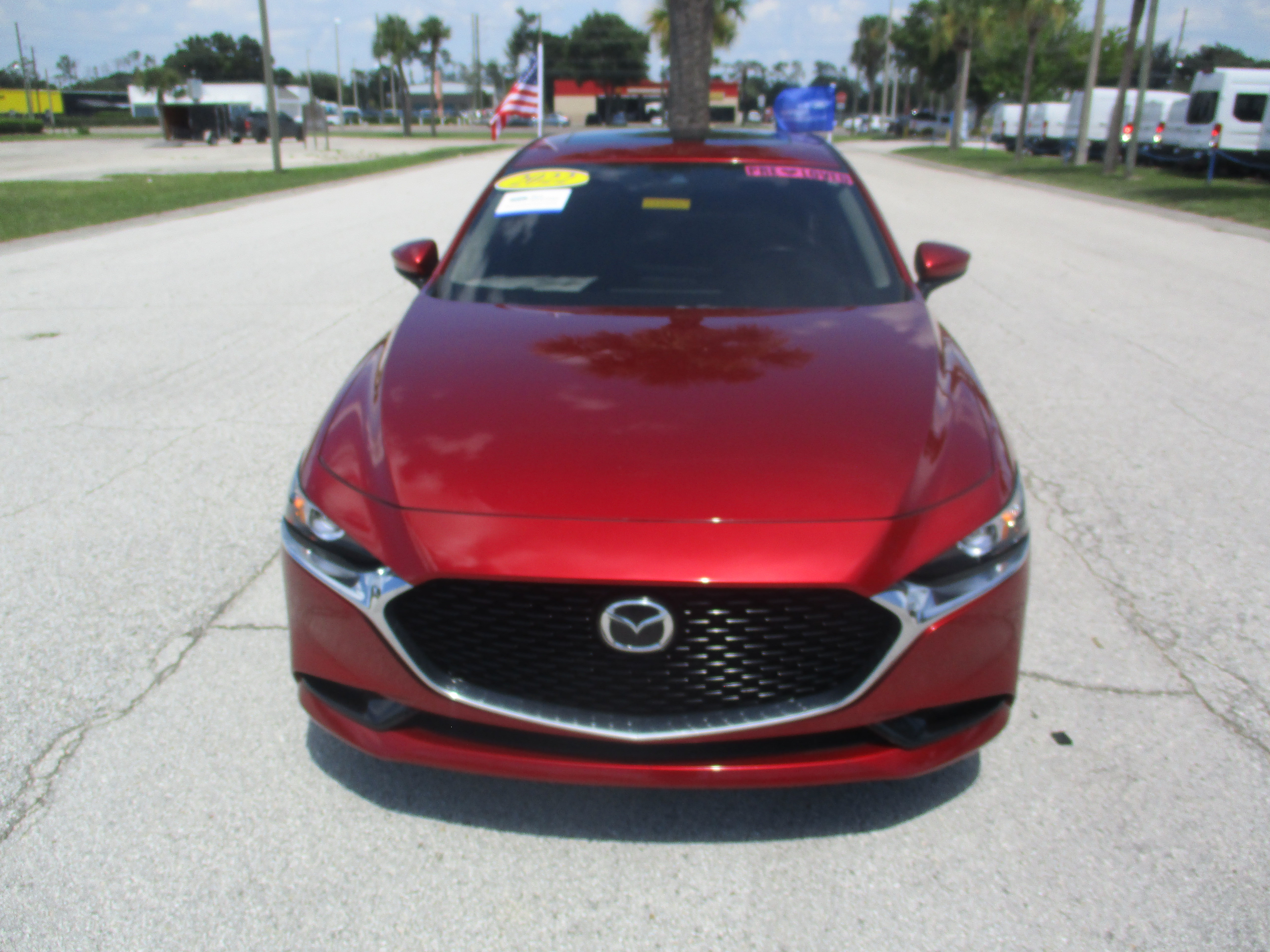Used 2022 MAZDA MAZDA3 s FWD image 2
