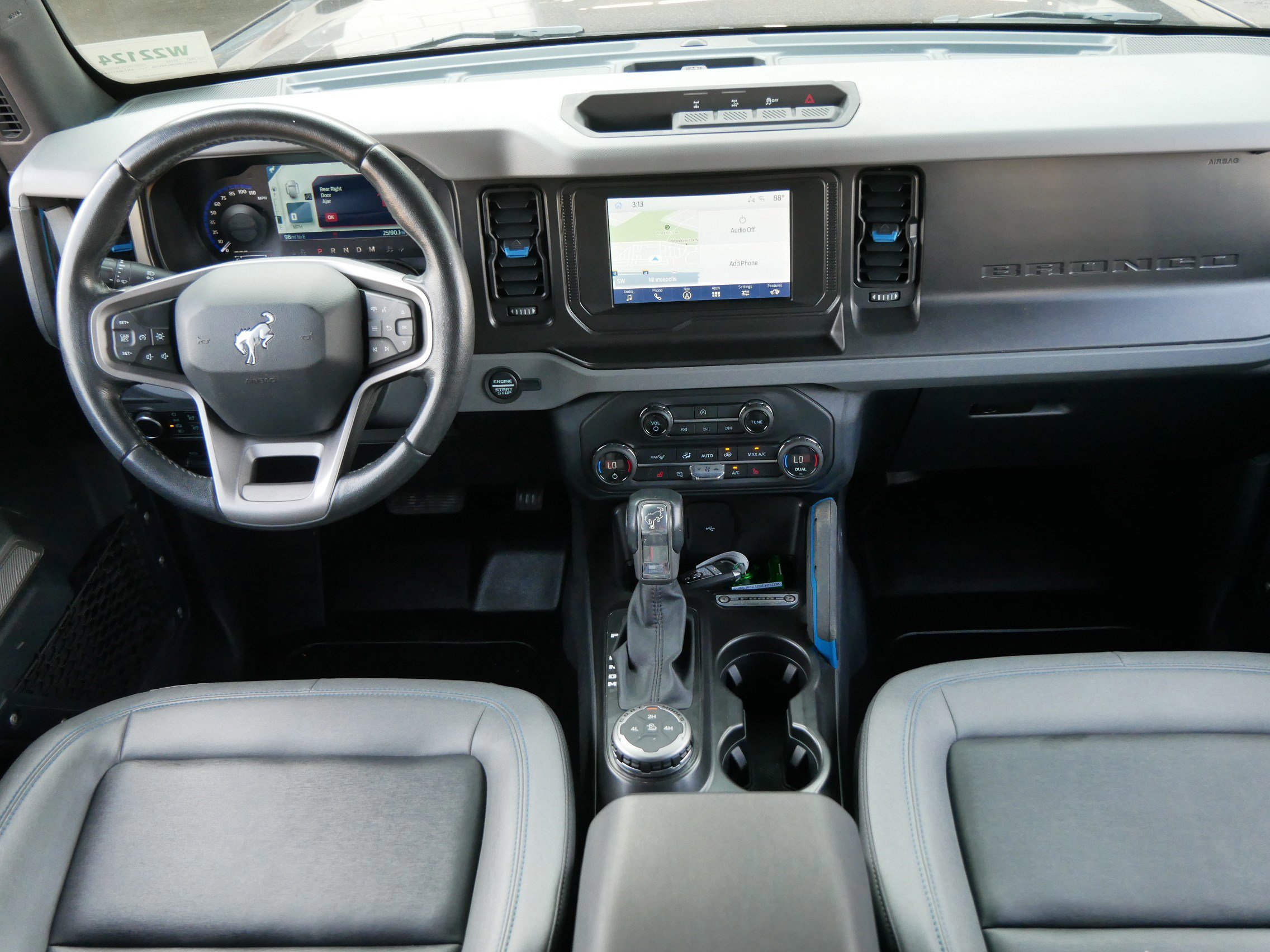 Certified 2021 Ford Bronco Black Diamond image 10