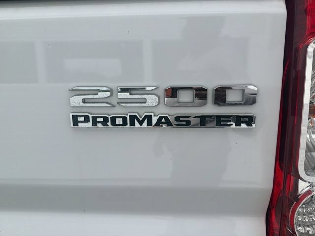 Used 2025 RAM ProMaster 2500 w/ U-Haul Equipment Group FWD image 25
