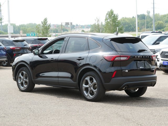 Certified 2026 Ford Escape ST-Line AWD/4WD image 5