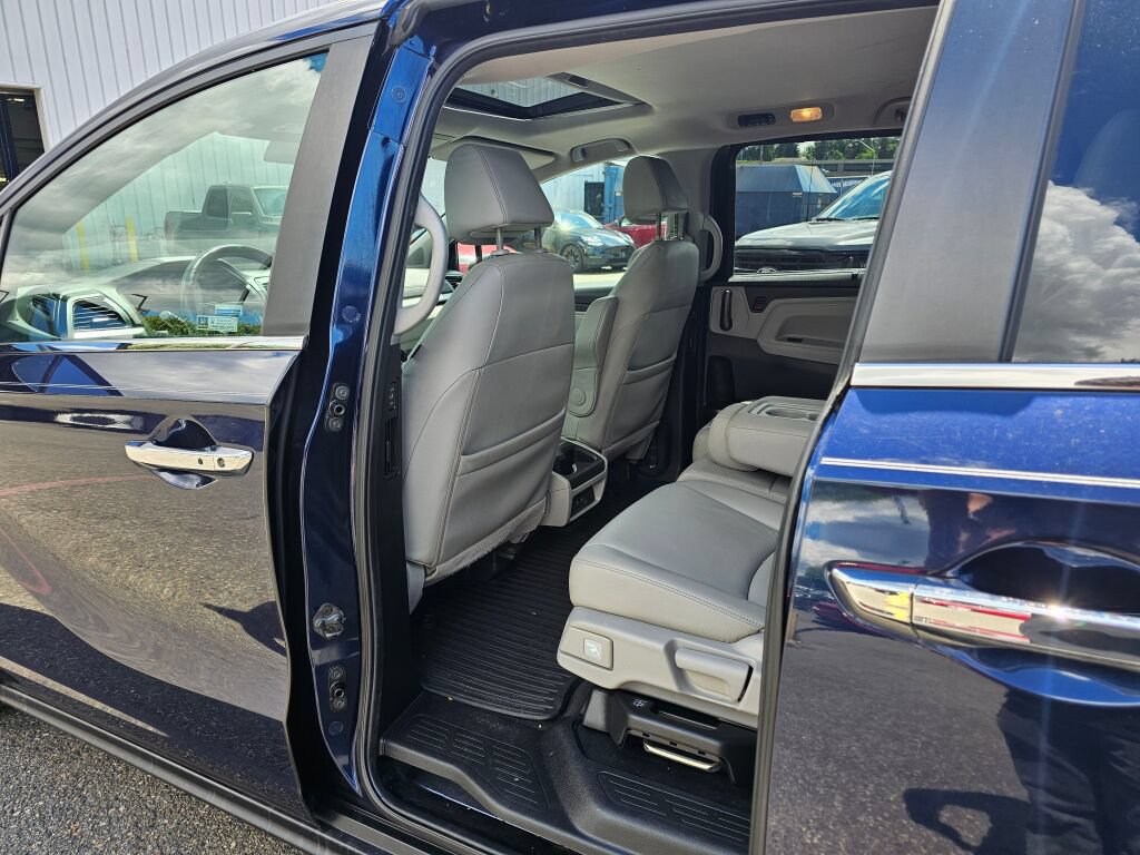 Used 2018 Honda Odyssey EX-L image 11