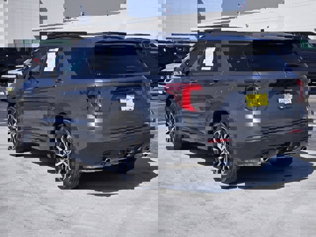 Certified 2023 Ford Explorer ST-Line w/ Class IV Trailer Tow Package image 5