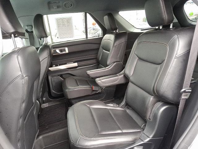 Certified 2023 Ford Explorer XLT w/ Equipment Group 202A image 10