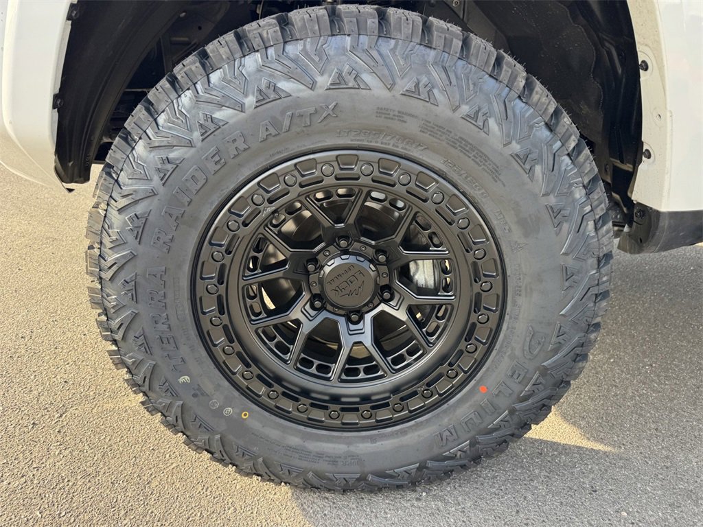 Used 2024 Toyota 4Runner SR5 image 13