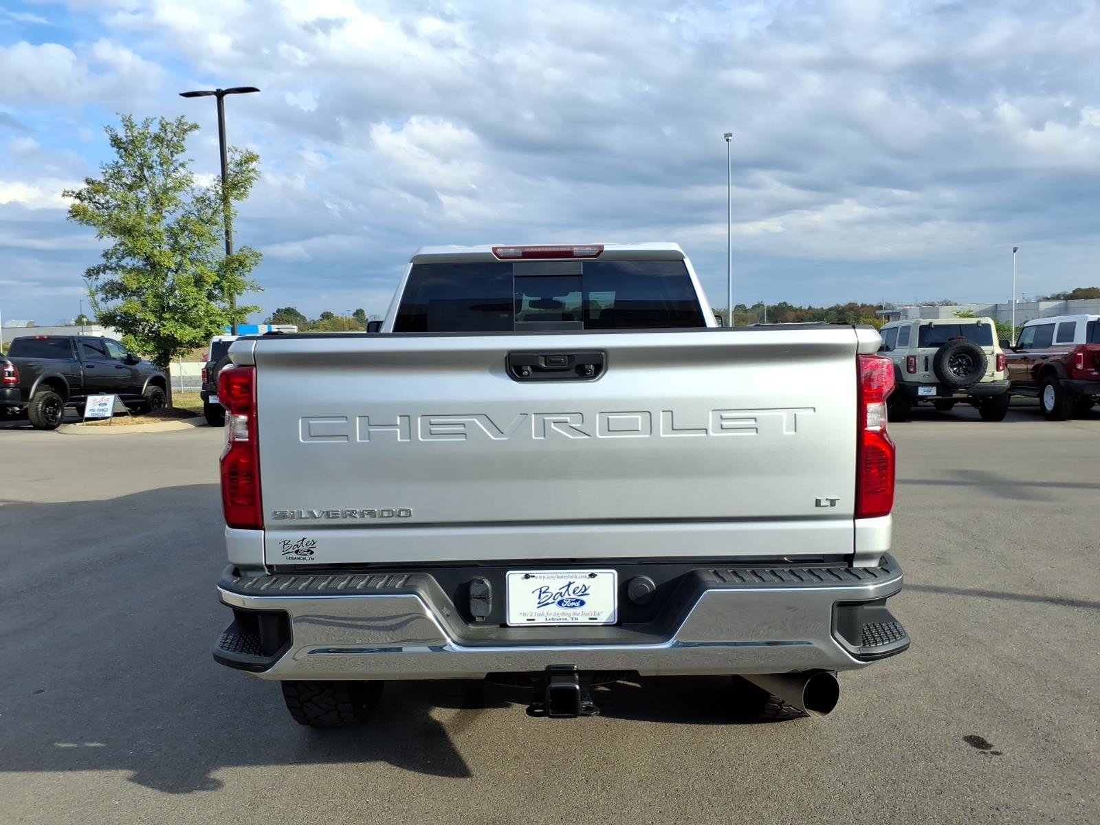 Used 2022 Chevrolet Silverado 2500 LT w/ Convenience Package AWD/4WD image 4