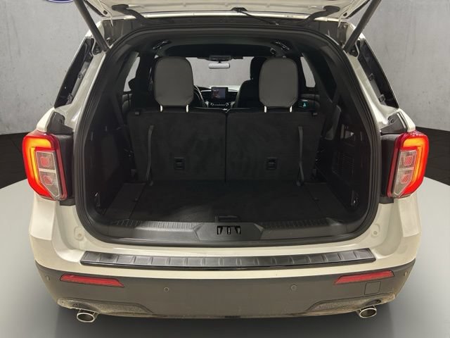 Certified 2022 Ford Explorer ST-Line AWD/4WD image 23