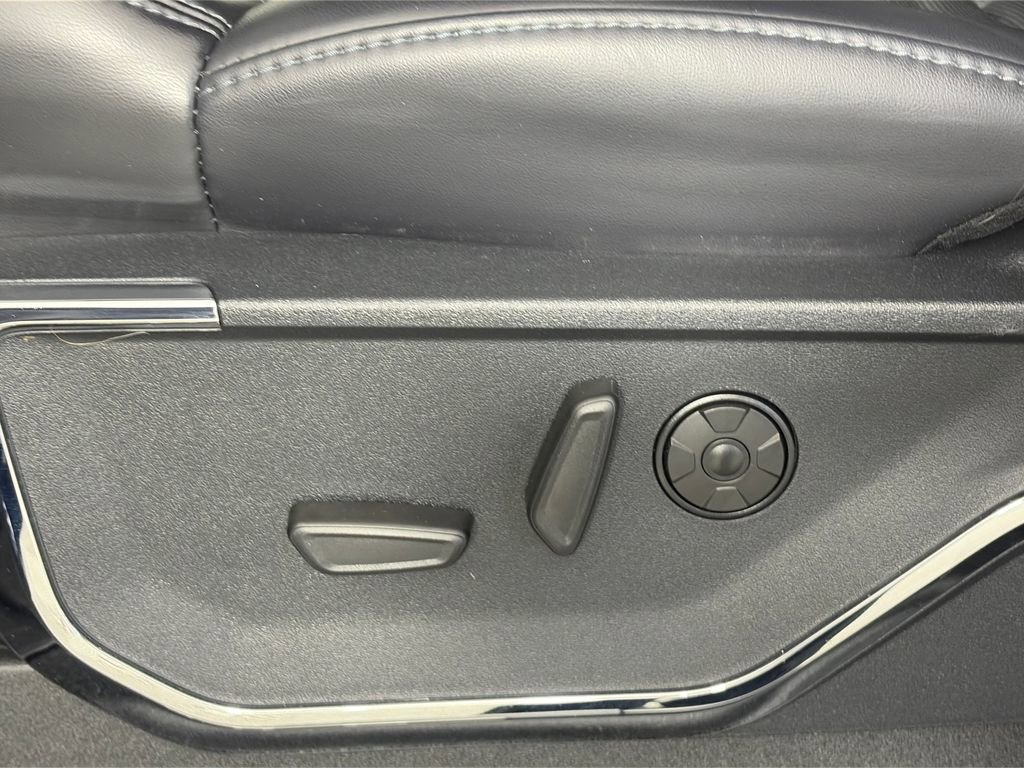 Certified 2025 Ford F350 Platinum AWD/4WD image 27