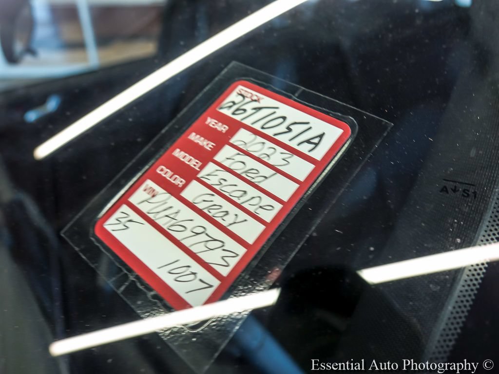 Certified 2023 Ford Escape ST-Line w/ Tech Pack #1 FWD image 25