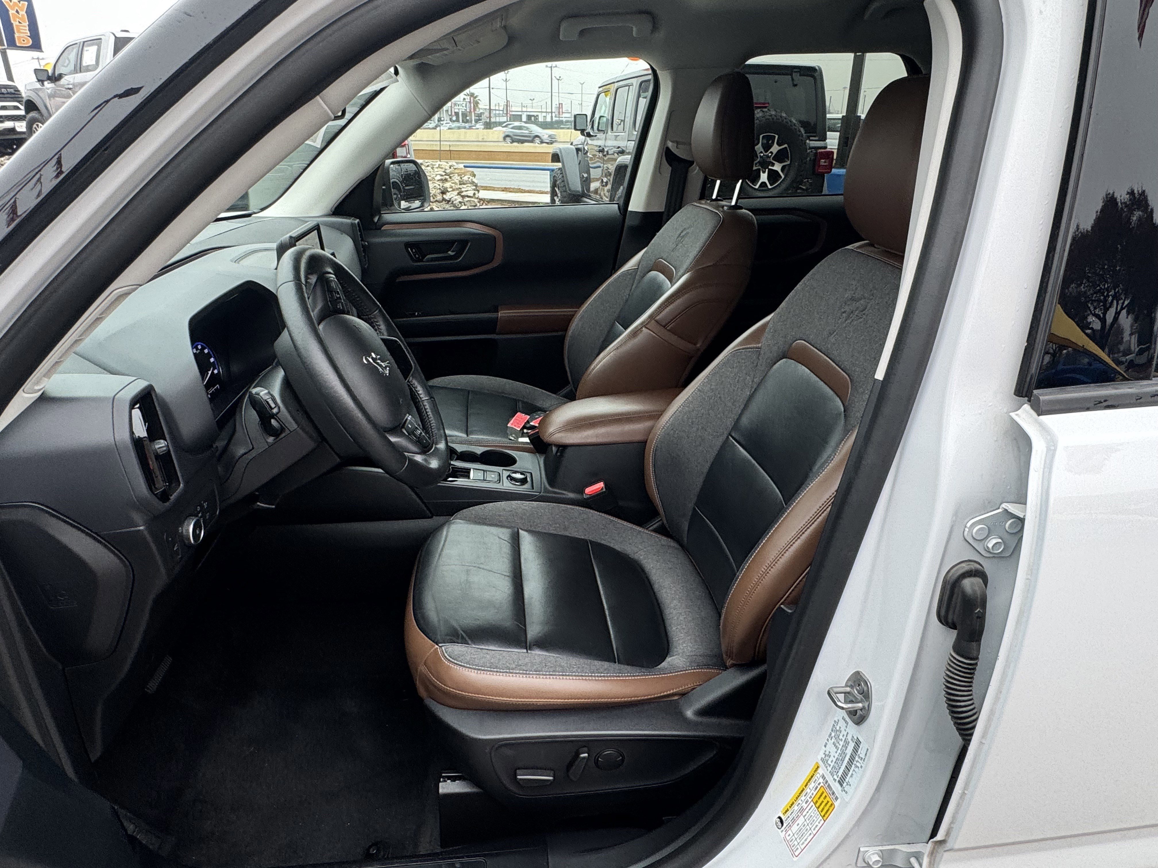 Certified 2022 Ford Bronco Sport Outer Banks w/ Tech Package image 12