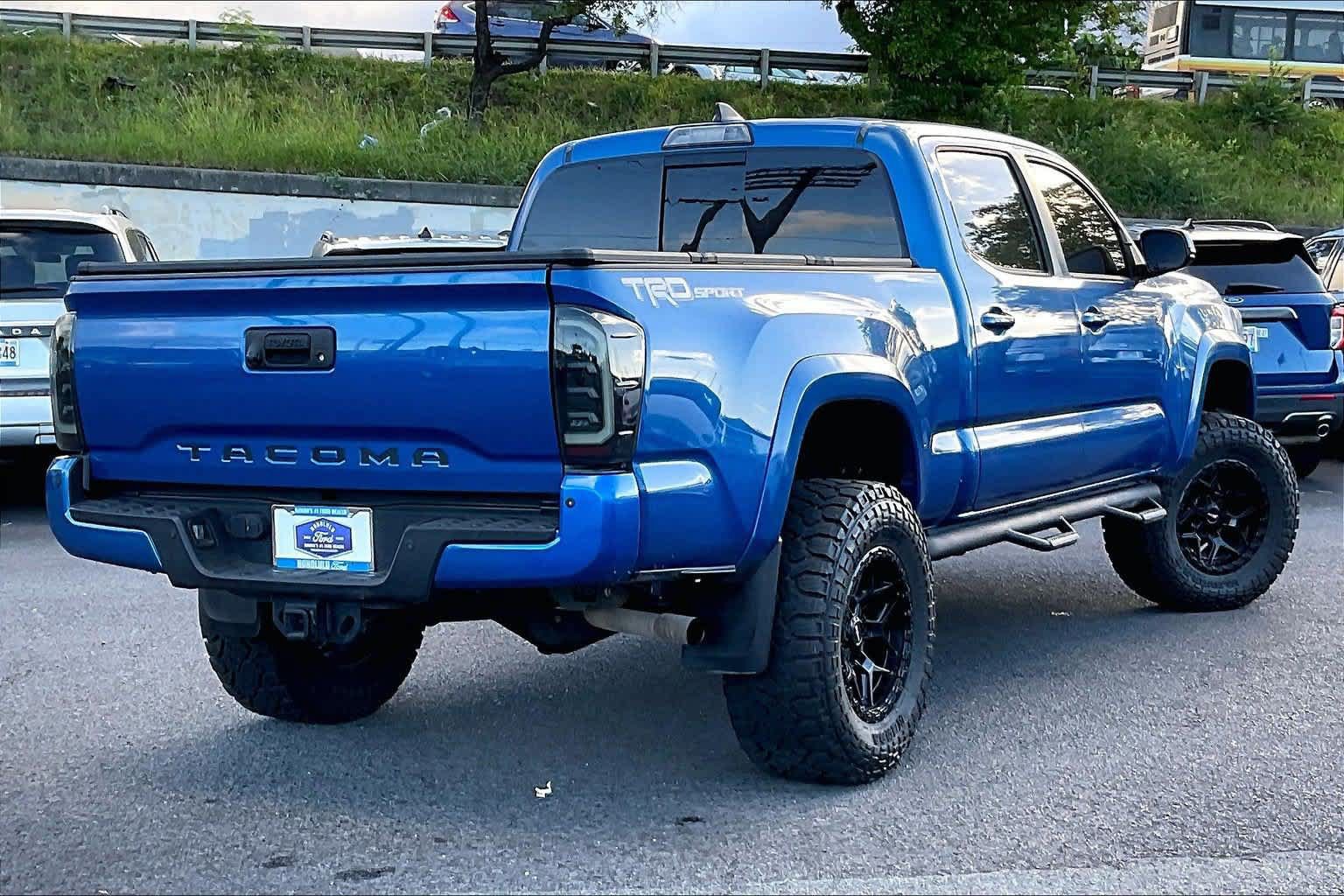 Used 2017 Toyota Tacoma TRD Sport RWD image 22
