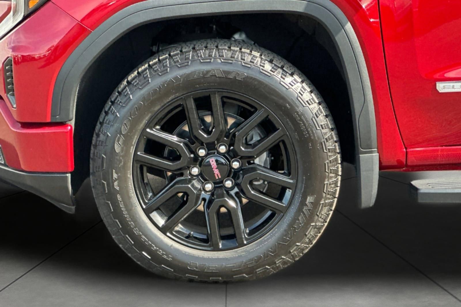 Used 2022 GMC Sierra 1500 Elevation w/ X31 Off-Road Package image 29