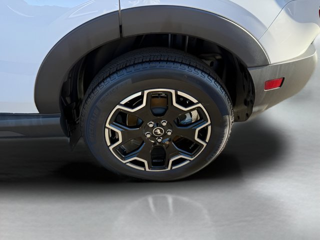 Certified 2025 Ford Bronco Sport Outer Banks w/ Outer Banks Tech Package+ AWD/4WD image 26