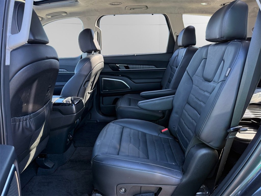 Used 2024 Kia Telluride SX Prestige image 13