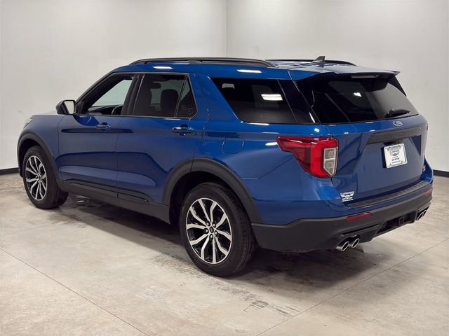 Certified 2023 Ford Explorer ST AWD/4WD image 9