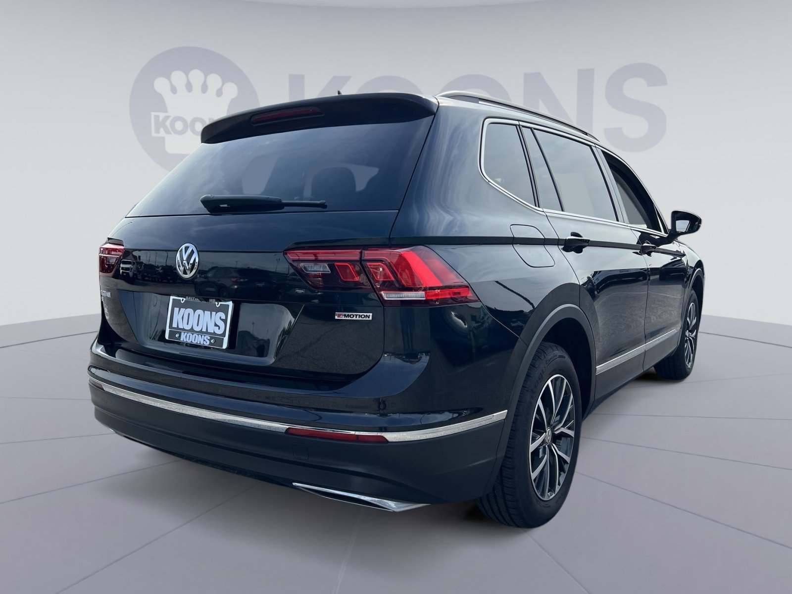 Used 2020 Volkswagen Tiguan SE AWD/4WD image 7