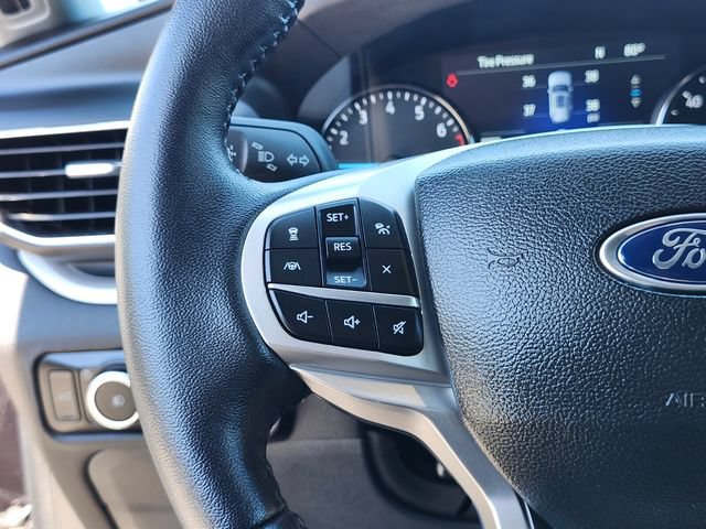 Certified 2023 Ford Explorer XLT w/ Equipment Group 202A AWD/4WD image 30