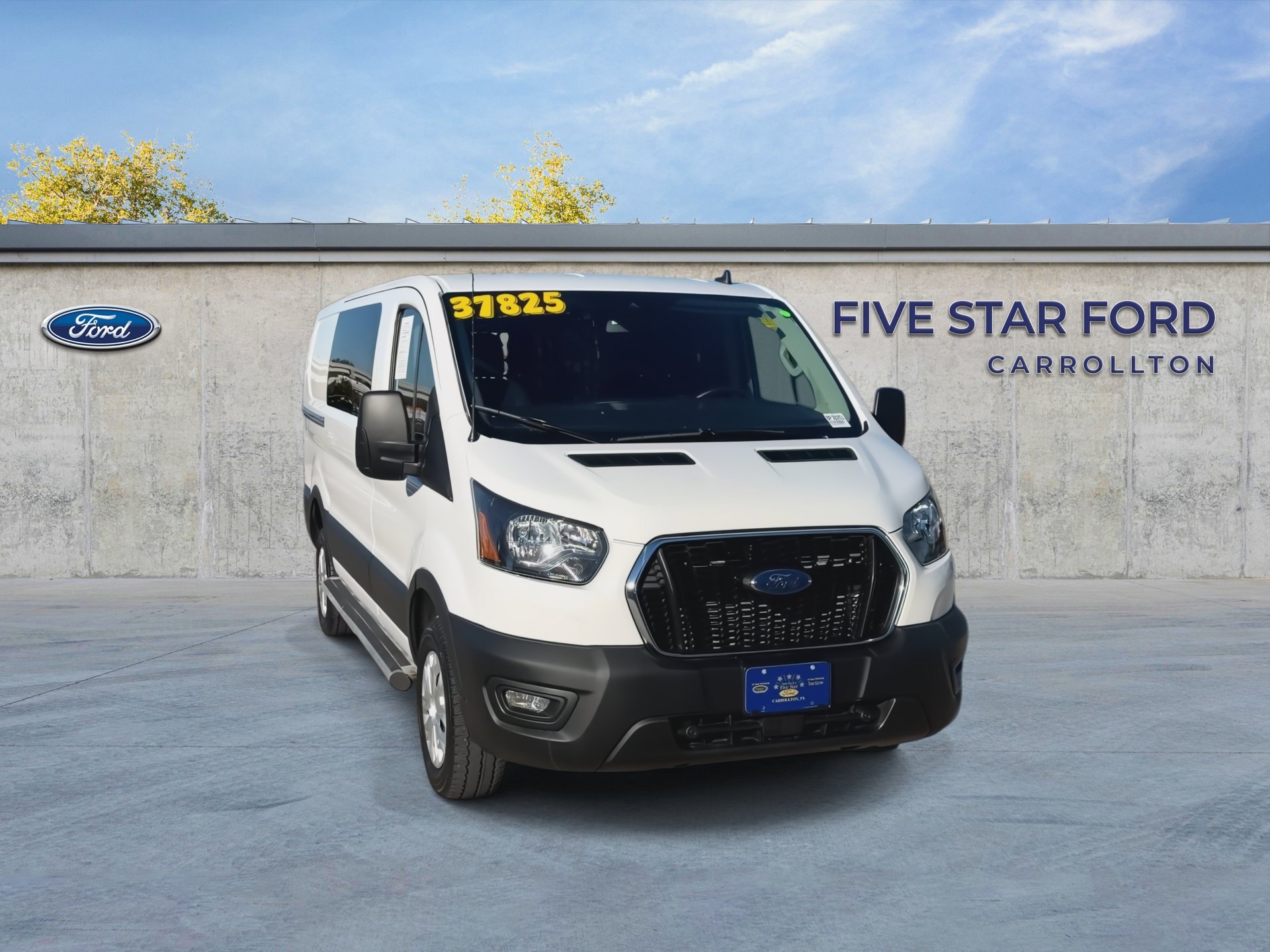 Certified 2025 Ford Transit 250 Low Roof w/ Exterior Upgrade Package RWD image 3