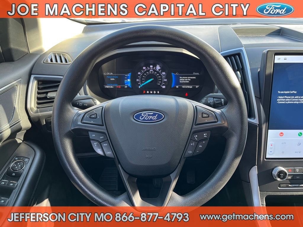 Certified 2022 Ford Edge SE w/ Black Appearance Package image 16