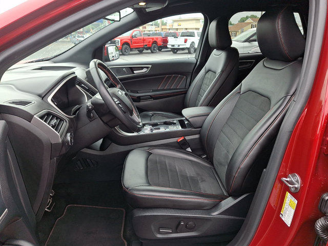 Certified 2021 Ford Edge ST-Line AWD/4WD image 14