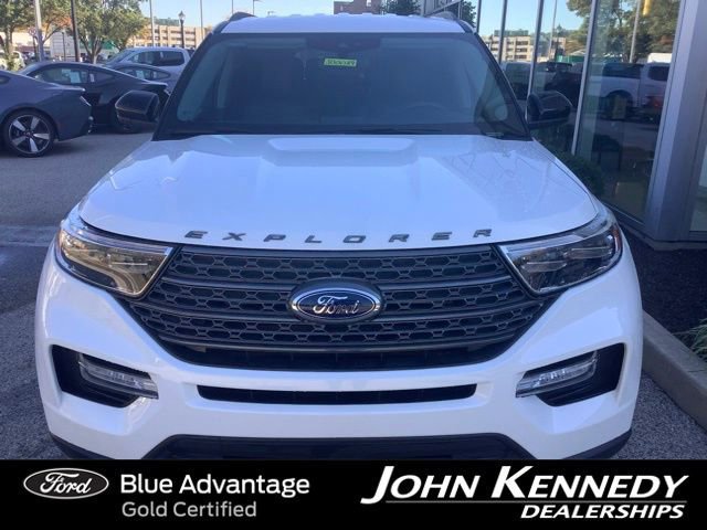 Certified 2023 Ford Explorer XLT w/ Equipment Group 202A image 7