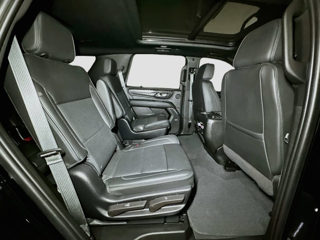 Used 2023 GMC Yukon Denali AWD/4WD image 38