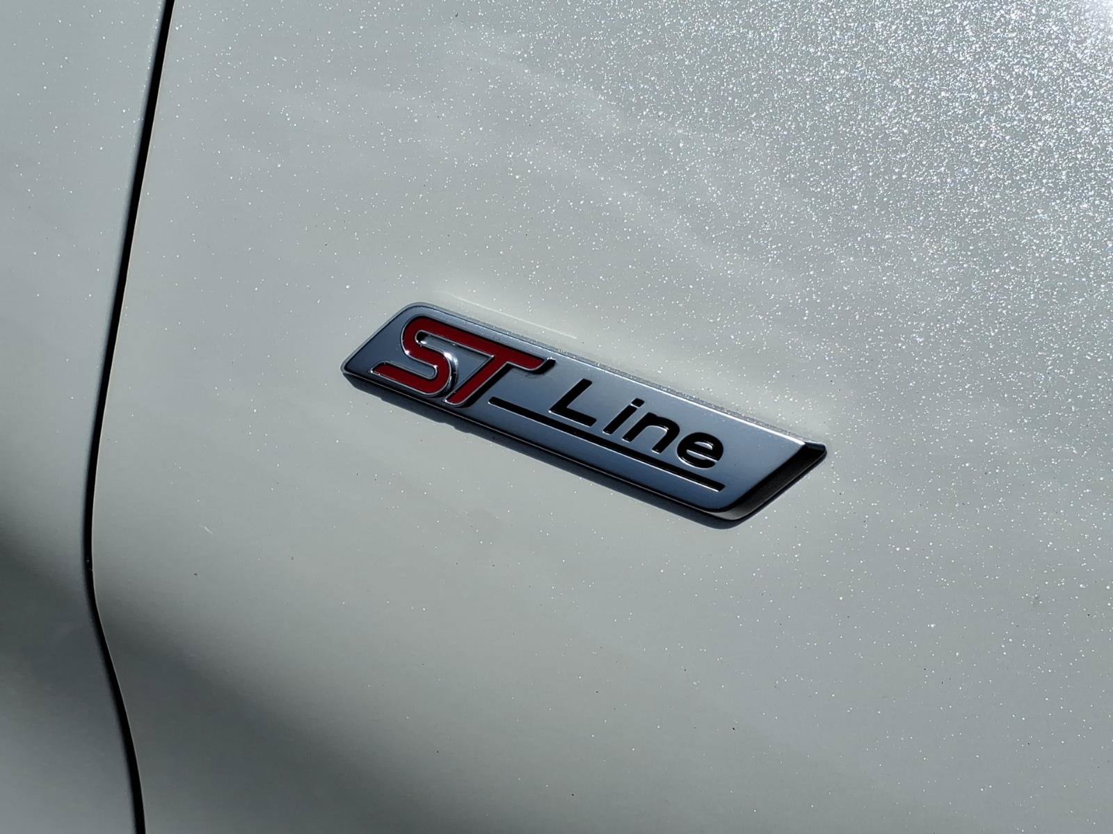 Certified 2025 Ford Explorer ST-Line w/ ST-Line Street Pack AWD/4WD image 21