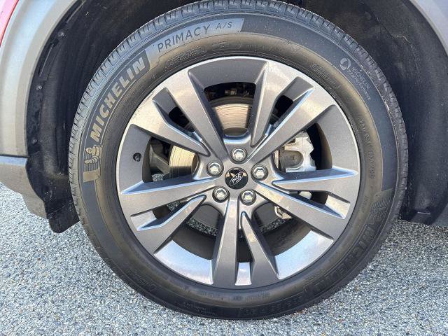Certified 2023 Ford Explorer XLT w/ Equipment Group 202A RWD image 35