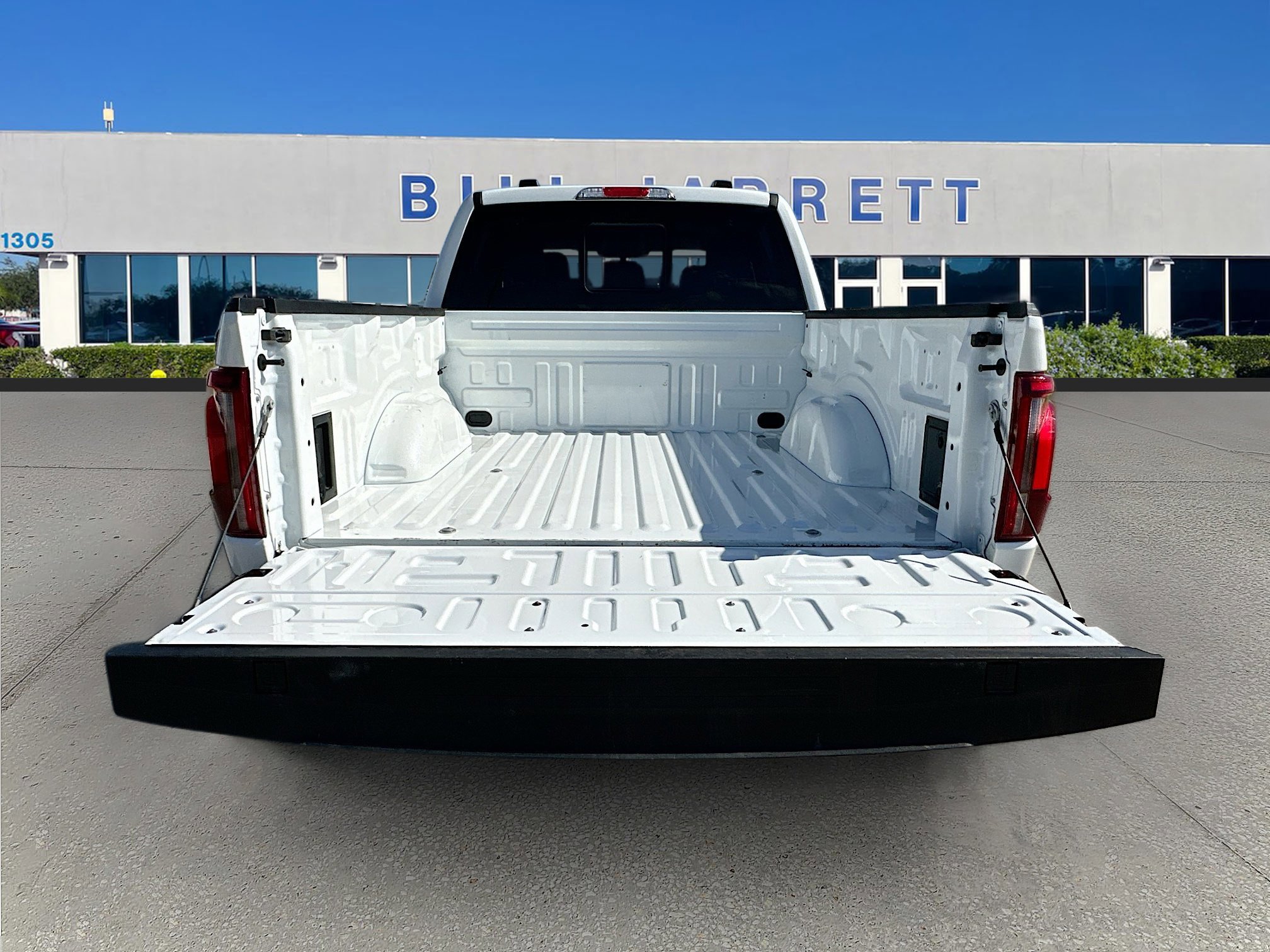 Certified 2024 Ford F150 Lariat w/ Tow/Haul Package image 26