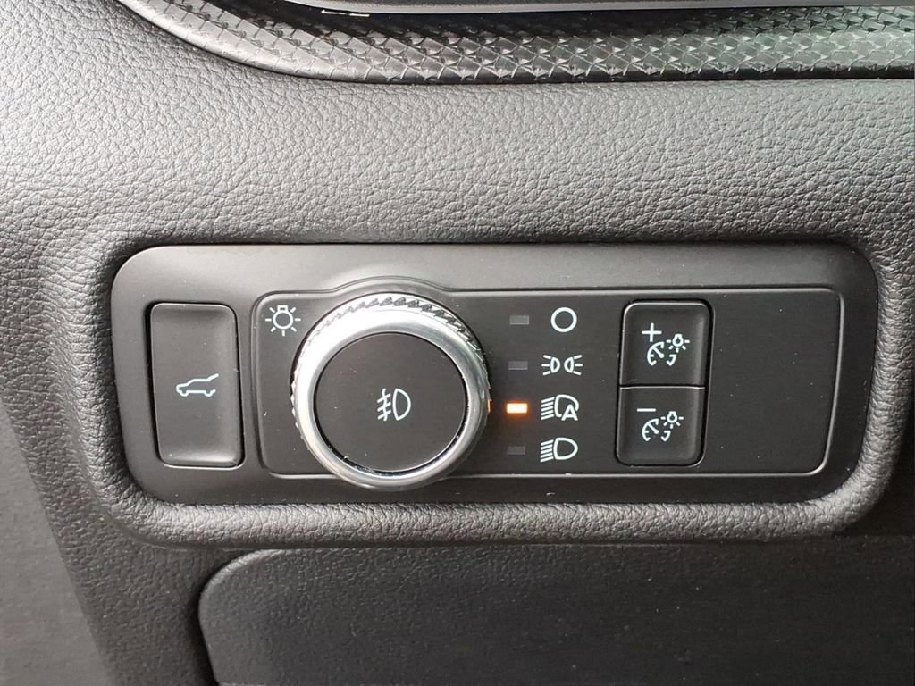 Certified 2022 Ford Explorer ST w/ Equipment Group 401A image 18