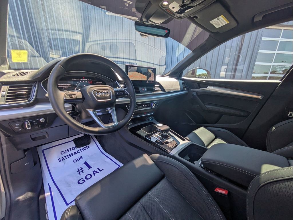Used 2023 Audi Q5 2.0T Prestige image 14