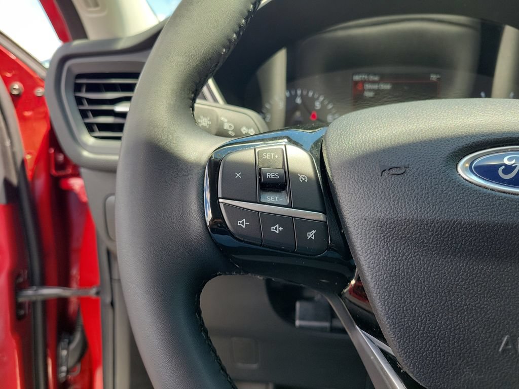 Certified 2022 Ford Escape SE w/ Cold Weather Package FWD image 24