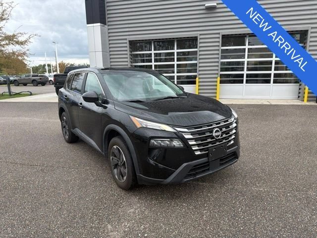 Used 2024 Nissan Rogue SV