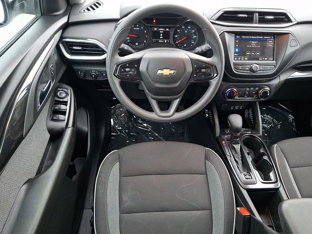 Used 2023 Chevrolet TrailBlazer LT image 11