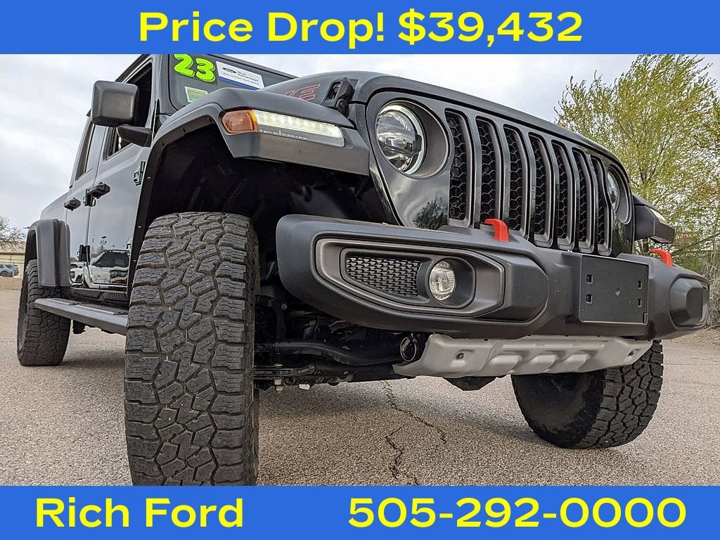 Used 2023 Jeep Gladiator Mojave w/ LED Lighting Group AWD/4WD image 23