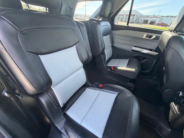 Certified 2023 Ford Explorer XLT w/ Equipment Group 202A AWD/4WD image 39