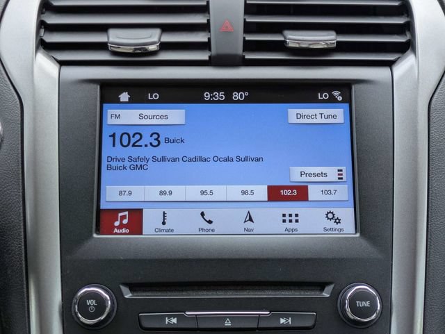 Certified 2017 Ford Fusion SE w/ Fusion SE Technology Package FWD image 17