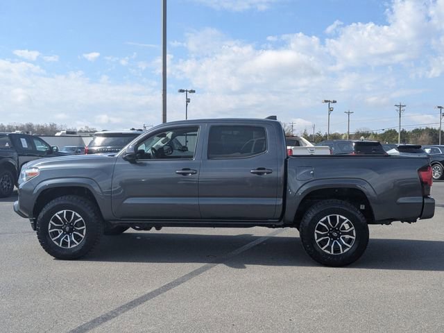 Used 2021 Toyota Tacoma SR AWD/4WD image 2