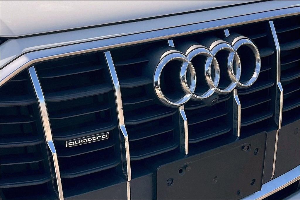 Used 2022 Audi Q7 3.0T Premium AWD/4WD image 34