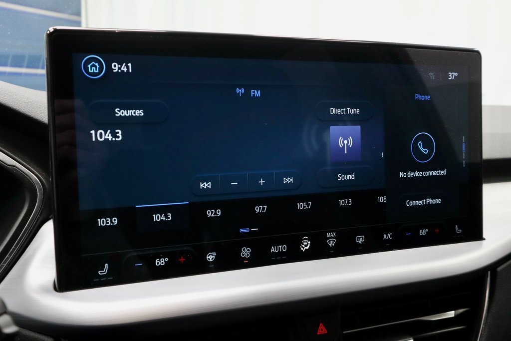 Certified 2024 Ford Escape Platinum image 10