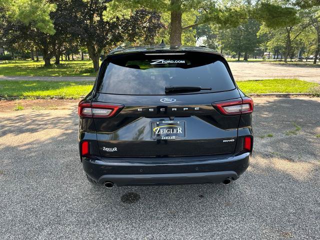 Certified 2023 Ford Escape ST-Line w/ Tech Pack #1 AWD/4WD image 8