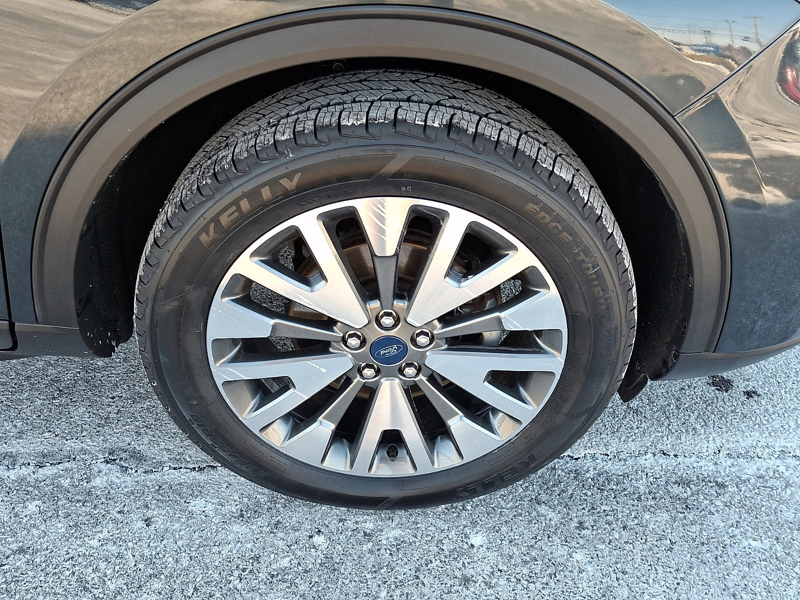 Certified 2022 Ford Escape Titanium w/ Class II Trailer Tow Package image 8