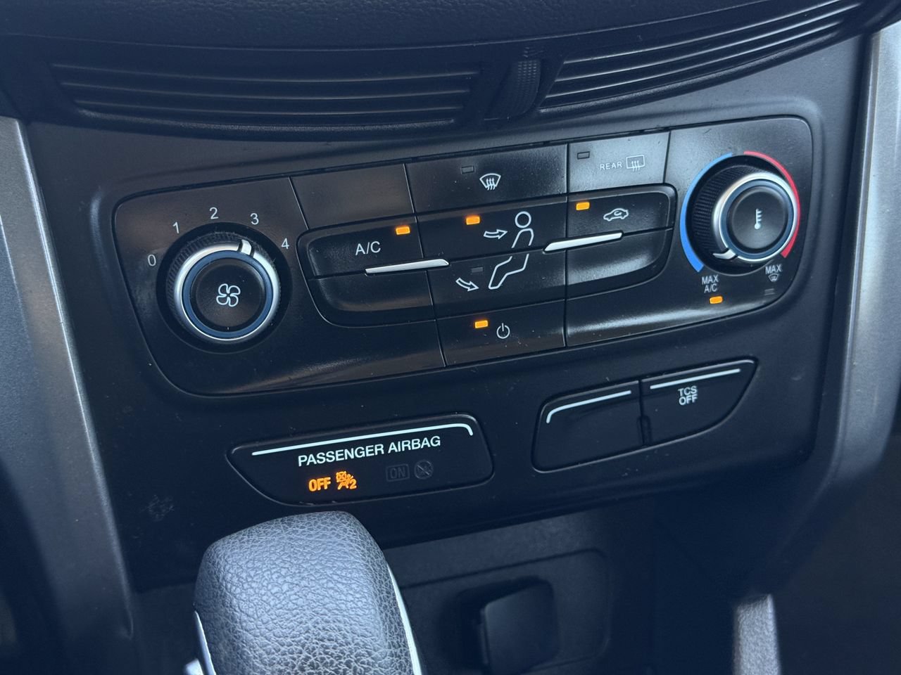 Certified 2019 Ford Escape S FWD image 20