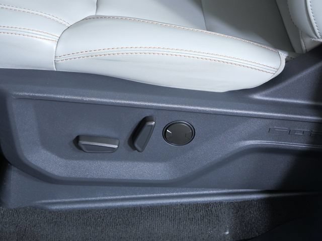 Certified 2025 Ford Expedition Active AWD/4WD image 18