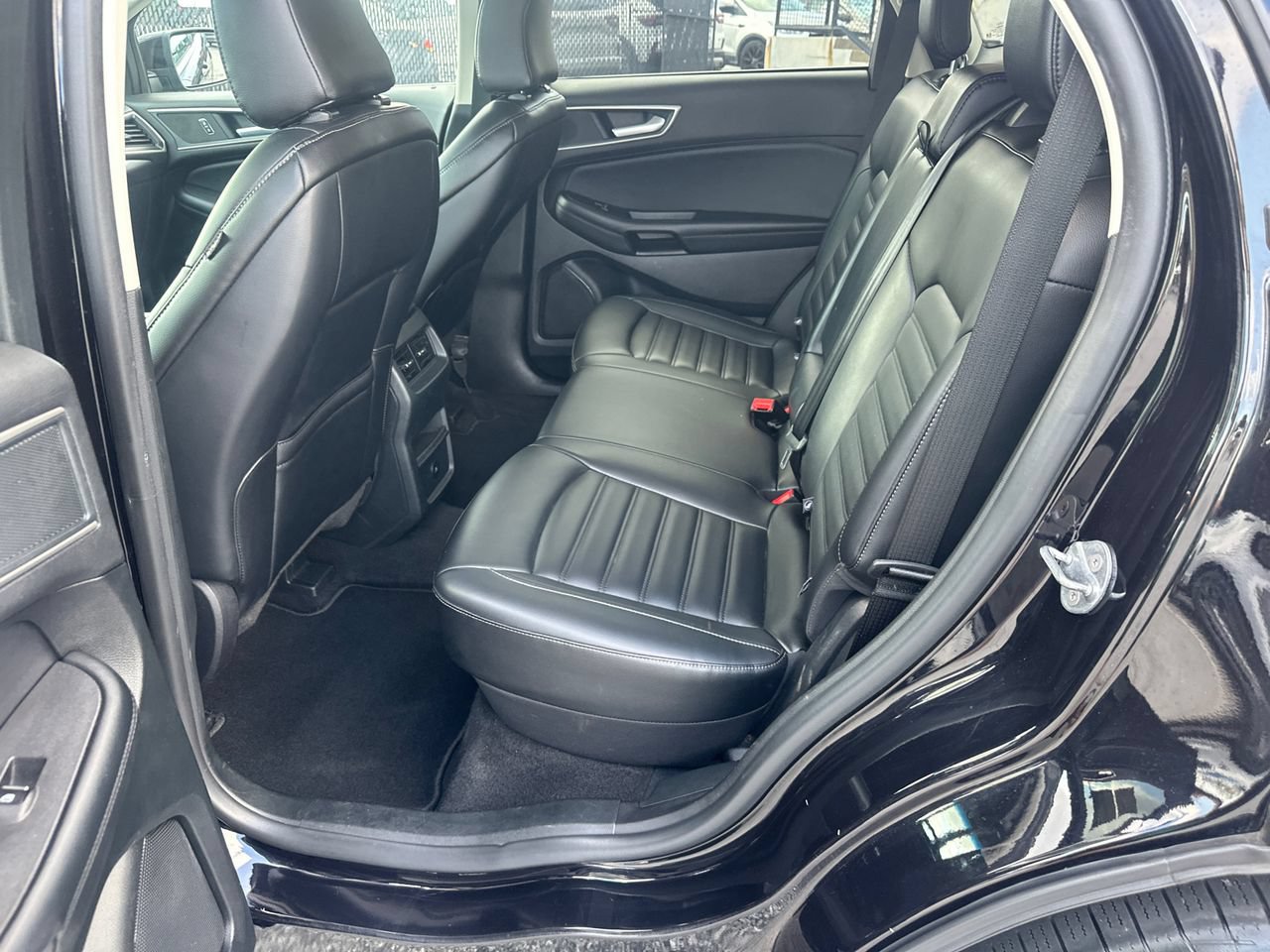 Certified 2024 Ford Edge SEL AWD/4WD image 20