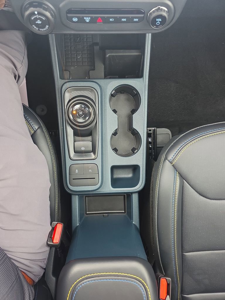 Certified 2025 Ford Maverick Lobo AWD/4WD image 35