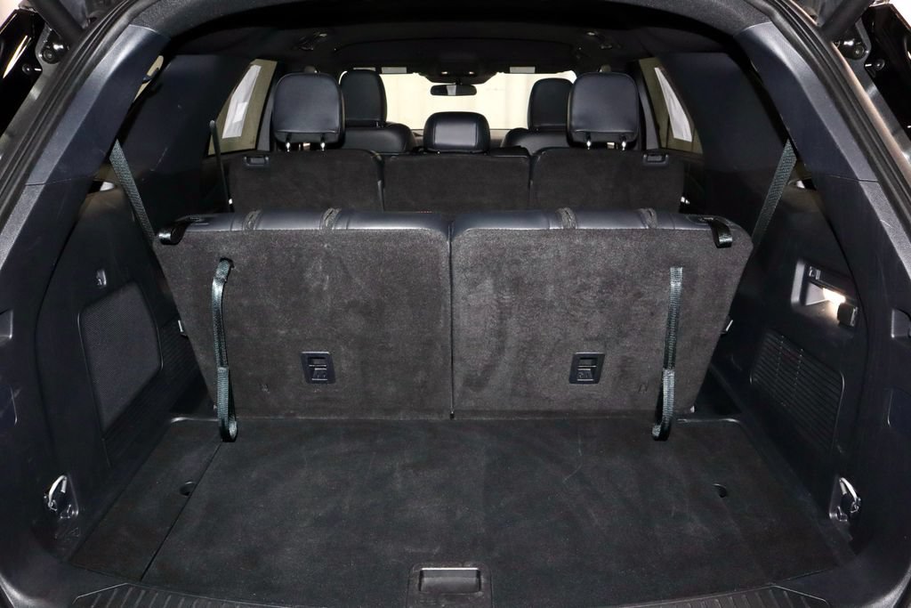 Certified 2025 Ford Explorer ST-Line w/ ST-Line Street Pack AWD/4WD image 15