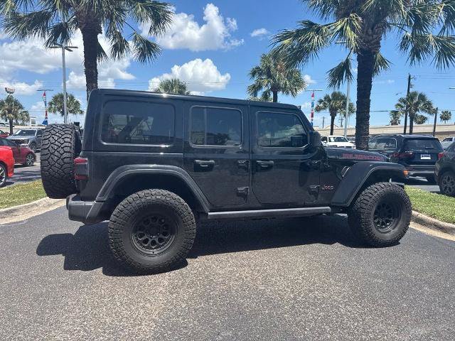 Used 2023 Jeep Wrangler Unlimited Rubicon w/ LED Lighting Group AWD/4WD image 6