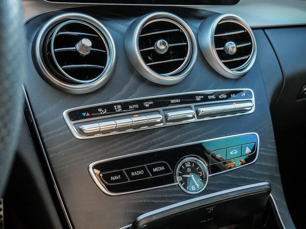 Used 2021 Mercedes-Benz C 300 4MATIC Sedan image 56
